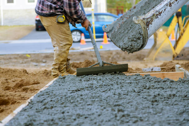 Best Concrete Pool Decks in Barrington, IL